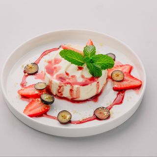 Творожный мусс с ягодами