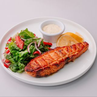 Стейк сёмги на гриле