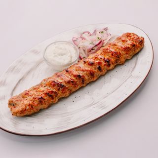 Адана кебаб из курицы.