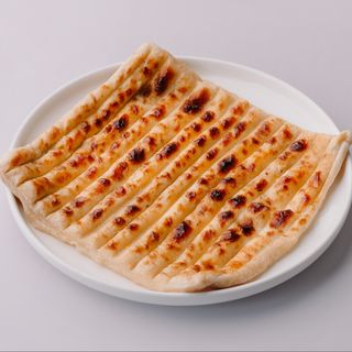 Хачапури из слоенного теста с моцареллой