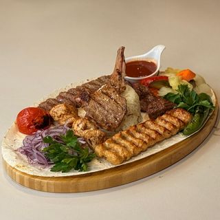 Ассорти из шашлыков