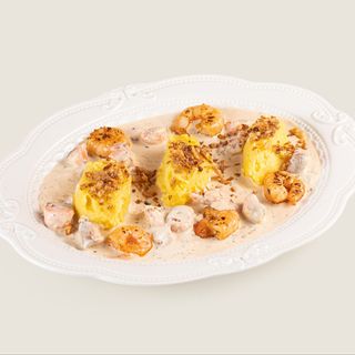 Жаркое из креветок и лосося