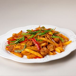 Фри с пельменями