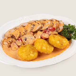 Куриное филе с картофельными драниками