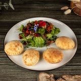 Салат мексиканский с питой