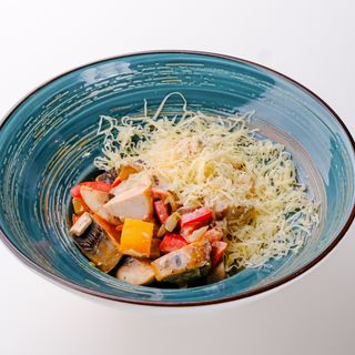 Фрикасе из курицы с шампиньонами и овощами