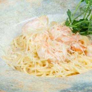 Спагетти с тигровыми креветками