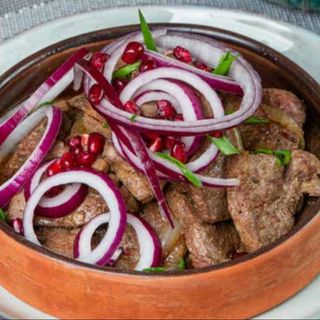 Печень жаренная с луком