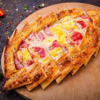 Пиде с фаршем 