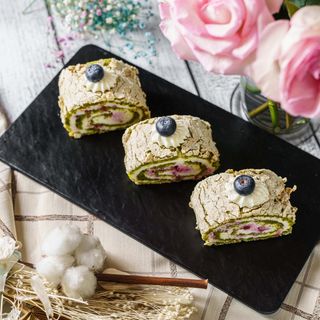 Меренга фисташковая