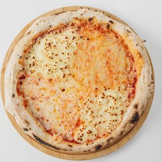 Пицца "4 сыра"