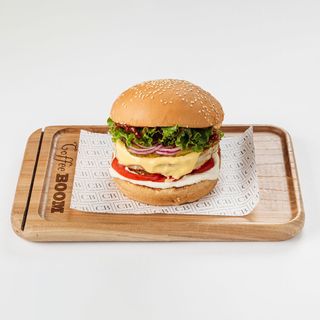 Бургер классический куриный