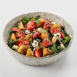 Салат с хрустящими баклажанами