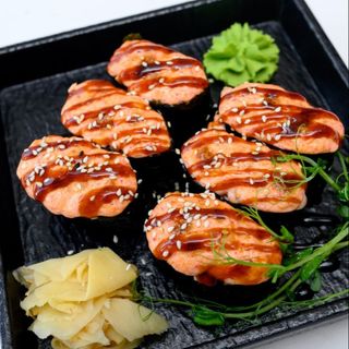 Гункан Запеченный с креветкой (6 шт)