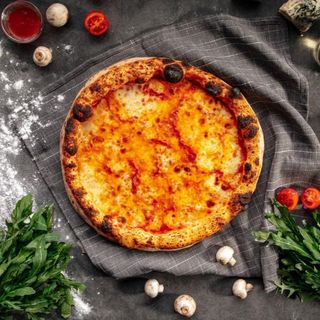 Пицца "Маргарита"