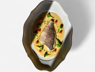 Филе дорадо с соусом Альбуро