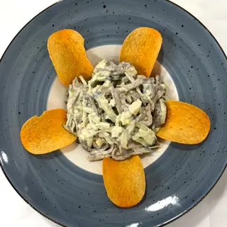 Салат с языком