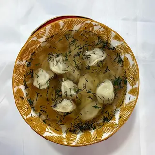 Пельмени с бульоном