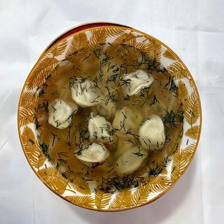 Пельмени с бульоном