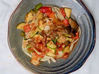 Овощной лагман