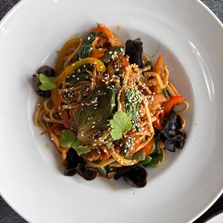 Удон лапша с курицей