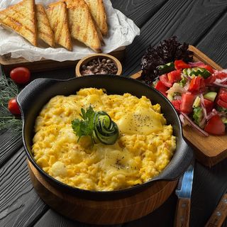 Омлет-Классический(свежий салат)