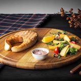 Стейк из красной рыбы