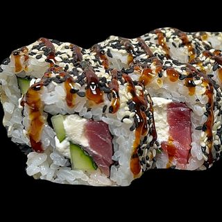 Шахматный ролл с тунцом