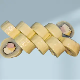 ролл Три сыра с копченой курочкой