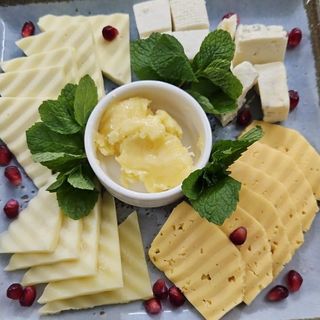 Сырная тарелка