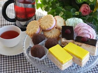 Набор пирожных Праздничный №1 670гр