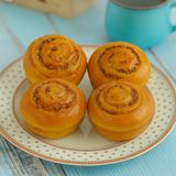 Булочка Голландская с орехами (35 гр)