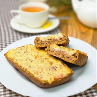 Запеченный бутерброд с курицей 115гр