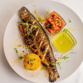 Форель на мангале