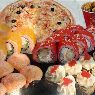 Сет #1 (32 ролла+пицца)