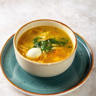 Куриный суп с лапшой