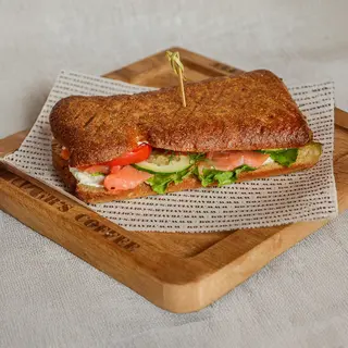 Сэндвич с лососем
