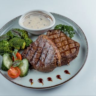 Медальоны из конины