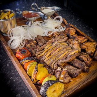Шашлычный микс для большой компании 