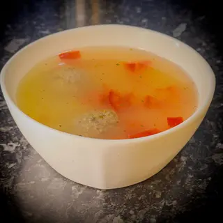 Лапша домашняя с фрикадельками