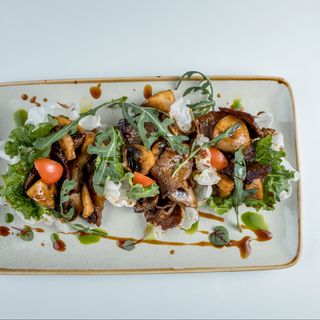 Салат грибной с мясом