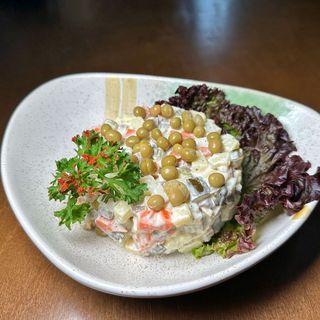 Мясной салат