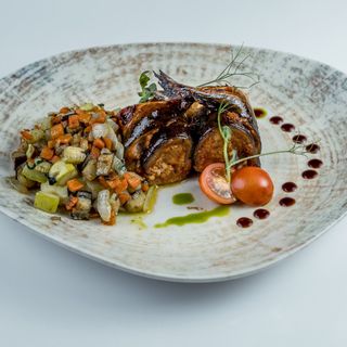 скумбрия  в виноградном листе