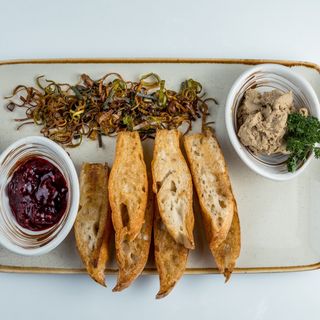 Фирменный паштет куриный или говяжий на выбор