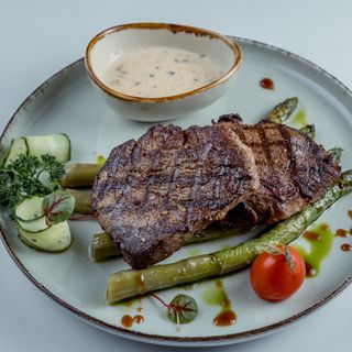 Медальоны со спаржей