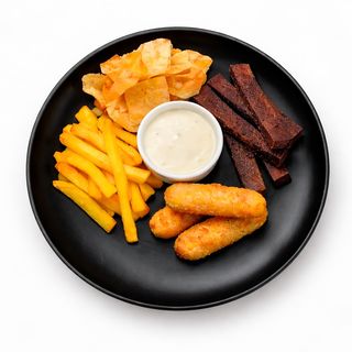 Ассорти из горячих закусок