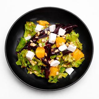 Салат с апельсинами и свеклой