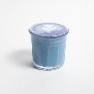 Голубая матча на растительном молоке 300мл