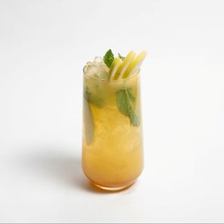 Лимонад яблоко-персик