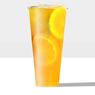 Свежий апельсин